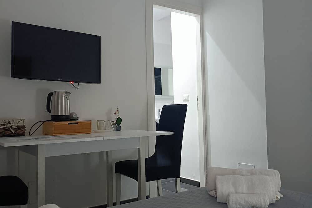 Apartamento entero, Cozy 2-bedroom corporate apartment in welcoming Cosenza with Wifi in Cosenza, Provincia de Cosenza
