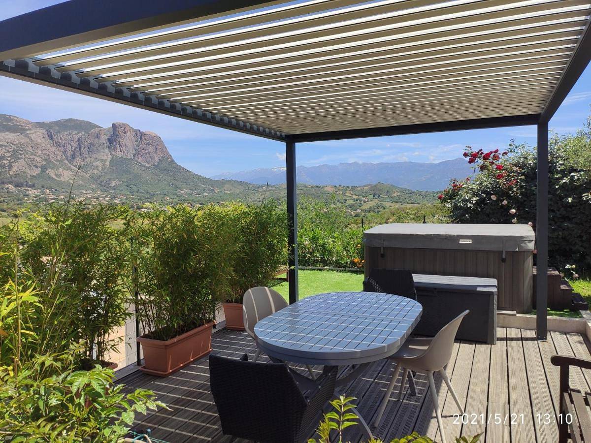Appartement entier, Claude et Marie-France in Alata, Région d'Ajaccio