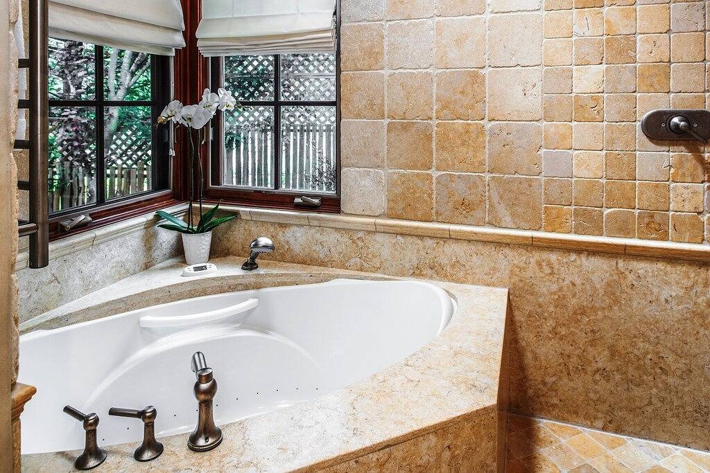 3770 Stone's Throw - Neue Ferienwohnung! Gehen Sie zum Meer und in die Stadt! in Monterey County