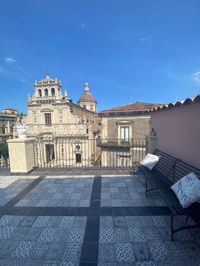 B&b per 2 persone, con Balcone e Terrazza nonché Panorama a Acireale