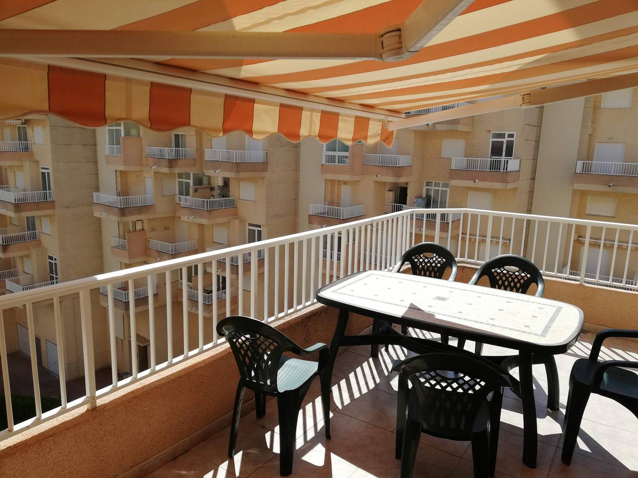 Apartamento entero, Parquemar Iii-Iv esc.C 4º Solo Familias! in Playa Xeraco, Jaraco