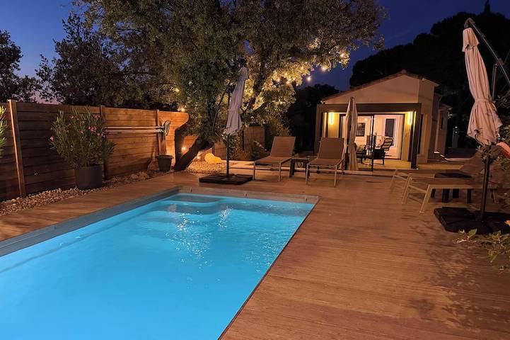 Location de vacances pour 4 personnes, avec Terrasse et Jardin à Villevieille