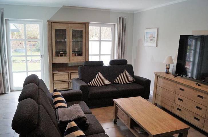 Ferienwohnung für 8 Personen, mit Terrasse und Garten sowie Sauna