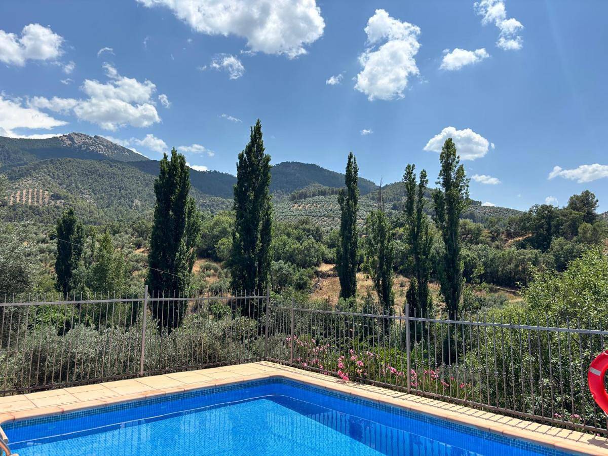 Apartamento entero, Cortijo los Bataneros y Casa Rural Albarderos in Segura de la Sierra, Parque natural de las Sierras de Cazorla y Segura