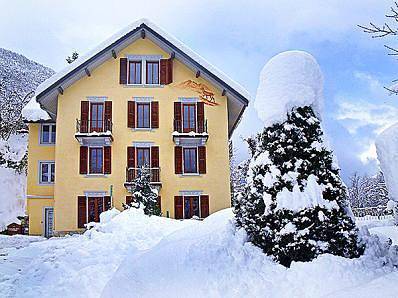 Chalet pour 23 personnes, avec balcon et vue à Brides-les-Bains