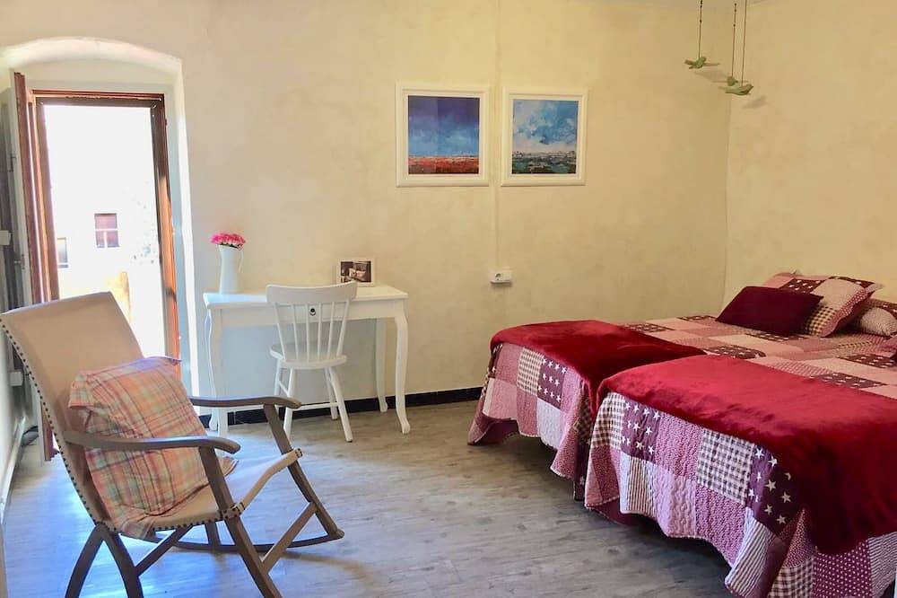 Can Zoilo, im Herzen des mittelalterlichen Zentrums von Pals. Wifi Kostenlos. in Pals, Costa Brava