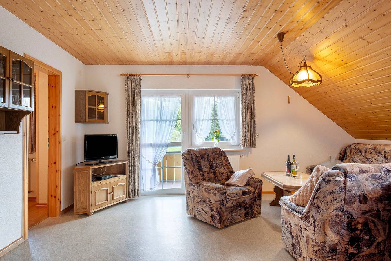 Ganze Wohnung, 'Ferienwohnung mit Bergblick 1' mit Balkon und Wlan in Wieden, Südschwarzwald