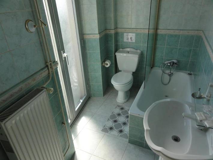Hôtel pour 3 personnes dans Gare De Clermont Ferrand - 4
