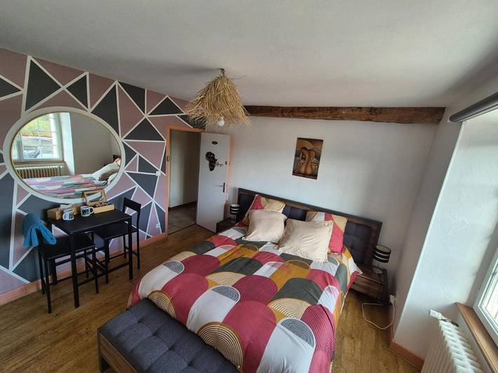 Maison d’hôte pour 5 personnes, avec piscine ainsi que jardin et vue dans Allier - 3