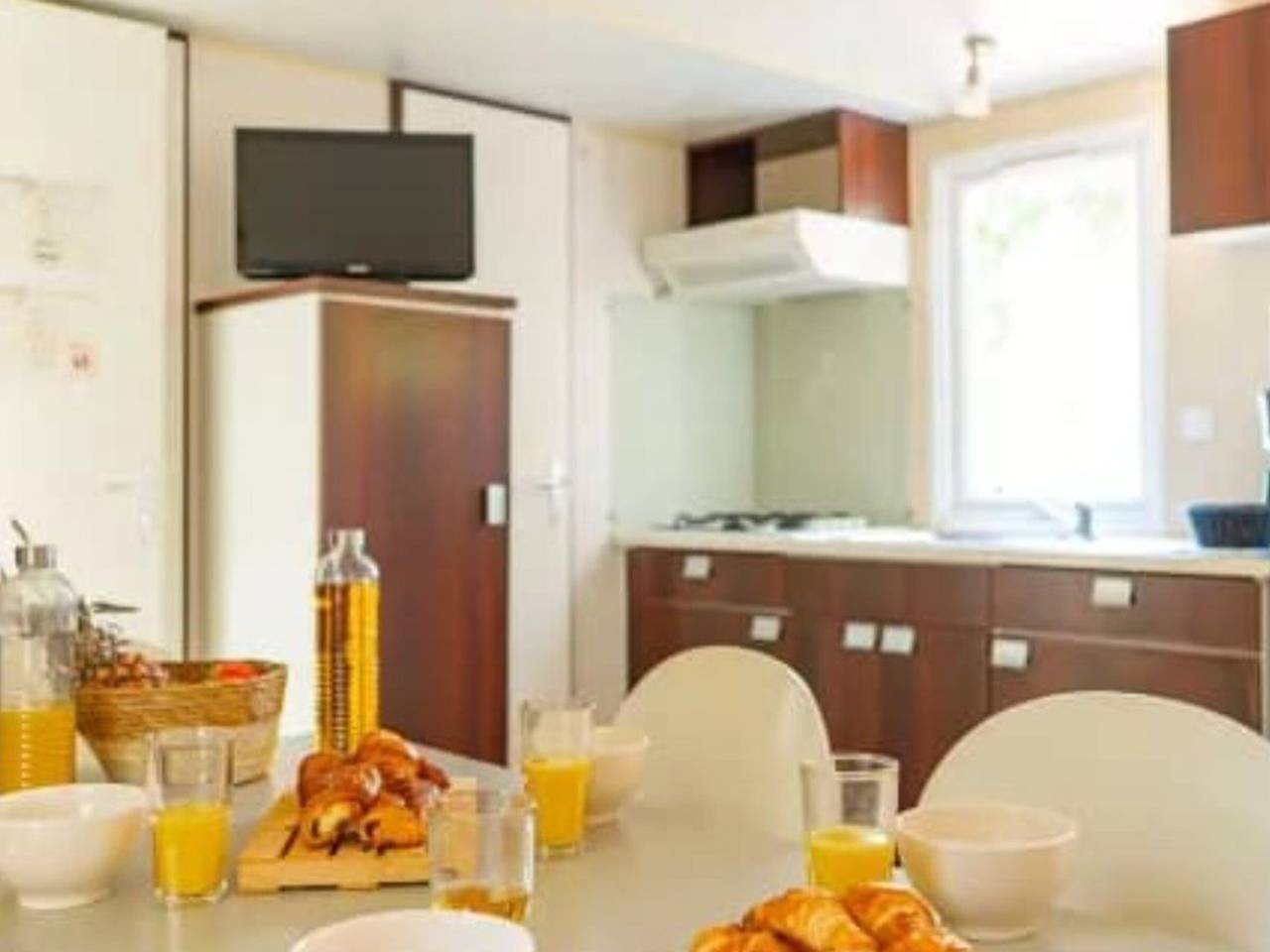 Mobil-home confortable et climatisé - 6 pers. in Vic-la-Gardiole, Côte méditerranéenne (France)