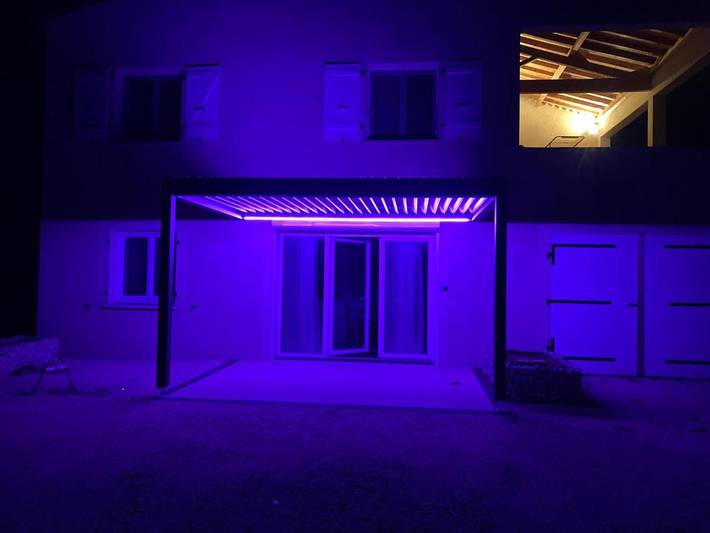 Appartement de vacances pour 4 personnes, avec jardin et piscine