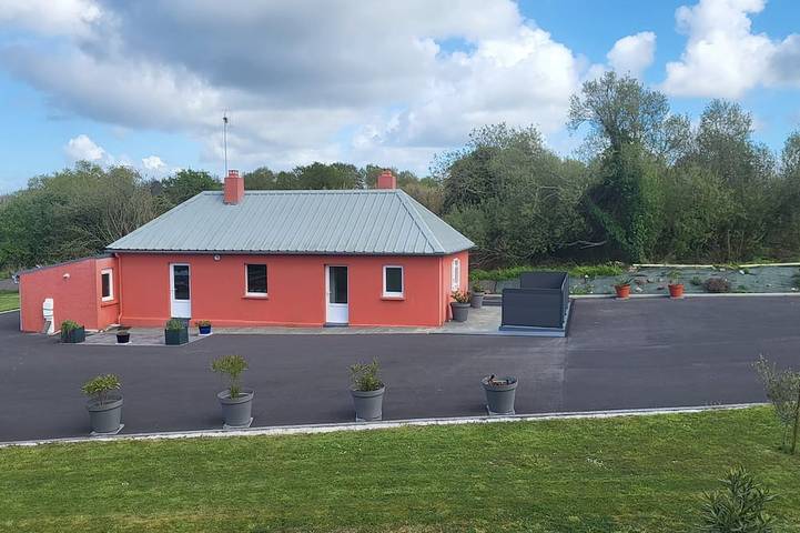 Location de vacances pour 5 personnes, avec Jardin dans Plage De La Cale Lanveoc