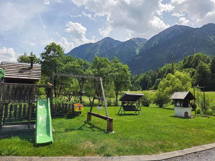 Ganze Ferienwohnung, Appartement 2. Og in Sautens, Ötztal