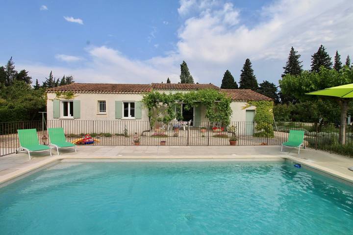 Villa pour 7 personnes, avec jardin et terrasse dans les Bouches-du-Rhône - 4