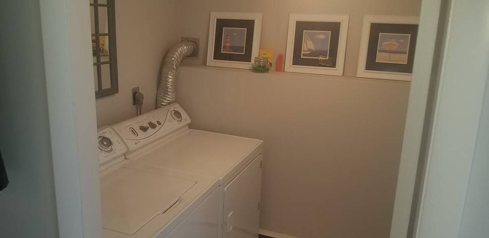 Vacation rental for 6 people, with yard and terrace in Middletown