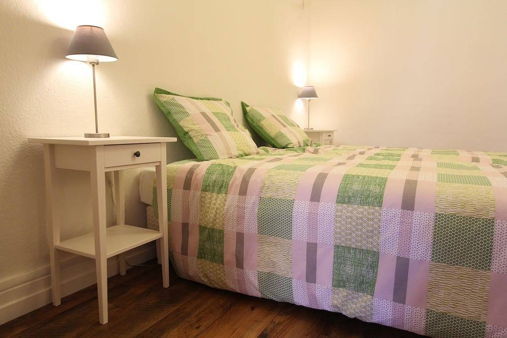 Ganze Wohnung, Cottage \"L'Ecrin\" im Herzen von Riquewihr 2-4 Personen in Riquewihr, Regionaler Naturpark Belchen der Vogesen