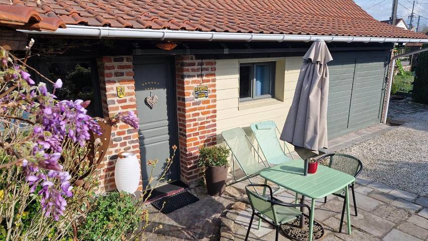 Maison d’hôte pour 2 personnes, avec Terrasse et Jardin à Wemaers-Cappel