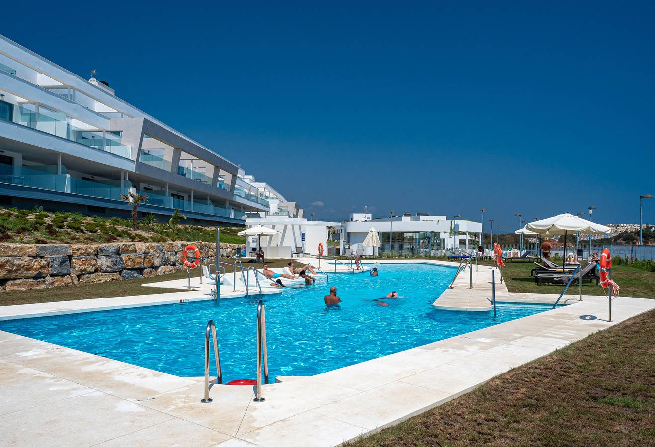 Apartamento entero, Via Celere 2344 Endless Horizon  in Marina de Casares, Casares