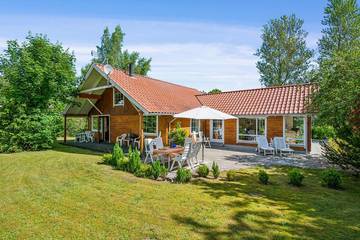 Ferienhaus für 8 Personen, mit Sauna in St. Sjørup