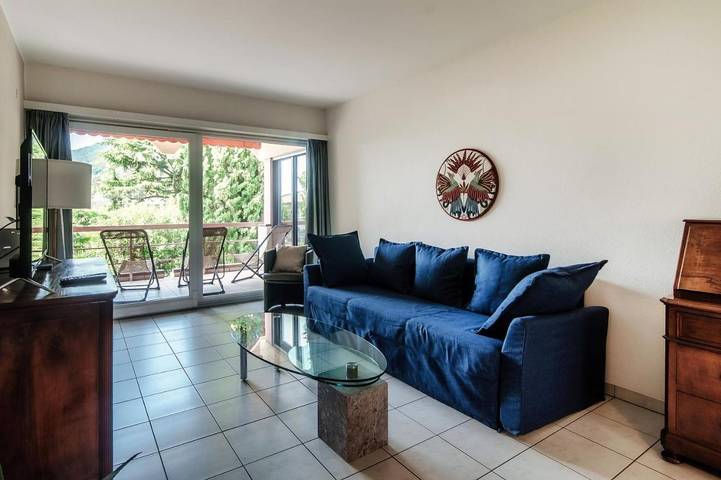 Gîte pour 6 personnes, avec sauna ainsi que jardin et piscine dans Riva San Vitale