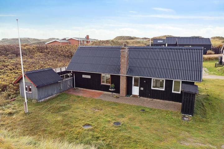Cosy holiday home near Søndervig - ideal for relaxation and nature experiences