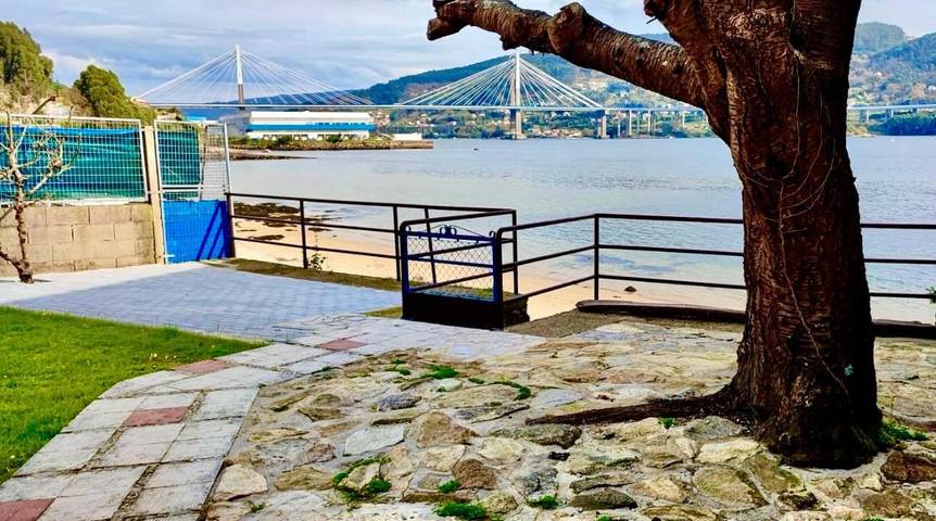 Chalet para 4 personas, con vistas y jardín, Familias con niños en Morrazo - 2