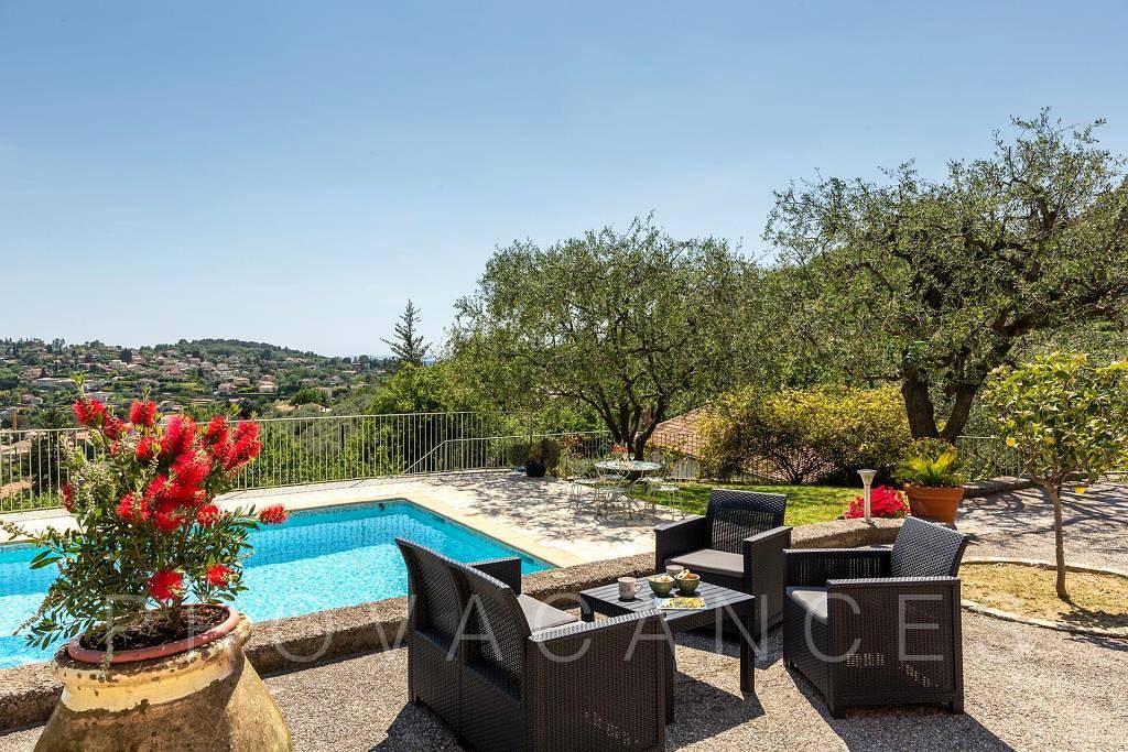 Apartamento vacacional entero, Apartment with Pool in St. Jeannet in Saint-Jeannet, Region de Cannes