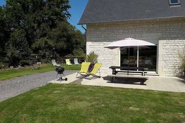 Gîte pour 4 personnes, avec terrasse et jardin à Ablon