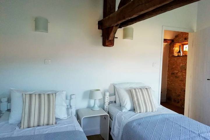 Location de vacances pour 6 personnes, avec Piscine à Saint-Pardoux-la-Rivière - 4
