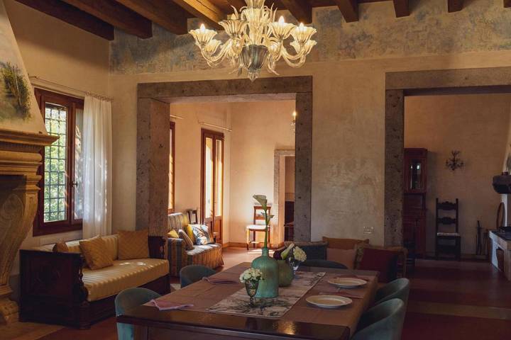Maison de campagne pour 2 personnes, avec piscine ainsi que jardin et vue à Zugliano - 4