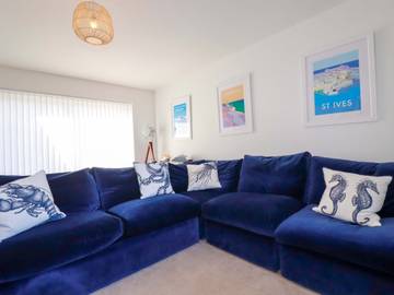 Holiday Home for 6 People in Perranporth, Cornwall, Photo 3