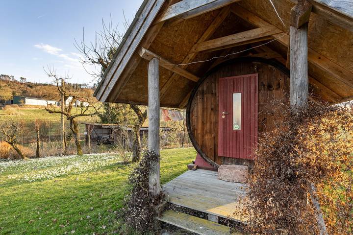 Ferienhaus Titz mit privater Terrasse, Garten und Wlan in ruhiger Lage in Sundern, Hochsauerlandkreis