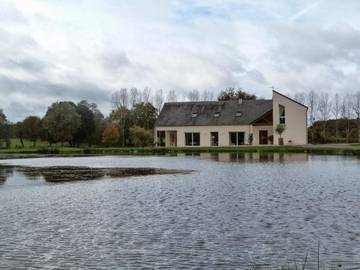 Gîte pour 2 personnes, avec terrasse à Velles