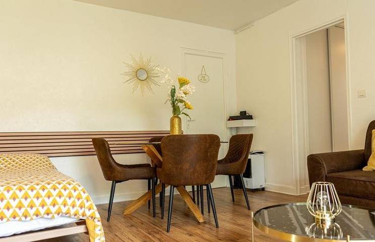 Gîte pour 4 personnes, avec balcon à Bar-sur-Aube - 2