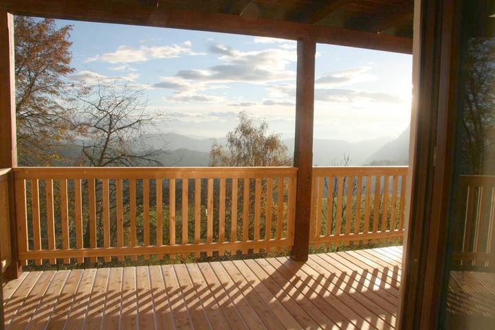 Ferienwohnung für 4 Personen, mit Ausblick und Sauna sowie Garten