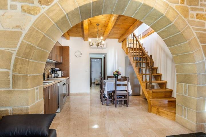Appartement entier, Appartement de vacances pour 6 personnes avec terrasse in Plataniás, Région de la Canée