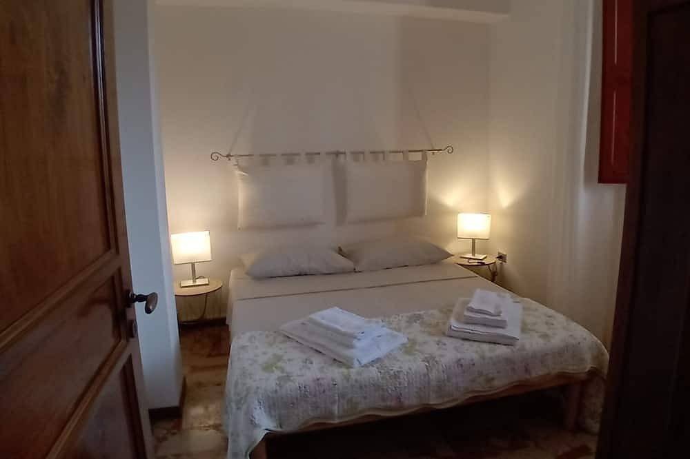 Casina del trullo, an oasis of relaxation in the Salento countryside. in Monteroni di Lecce, Province de Lecce
