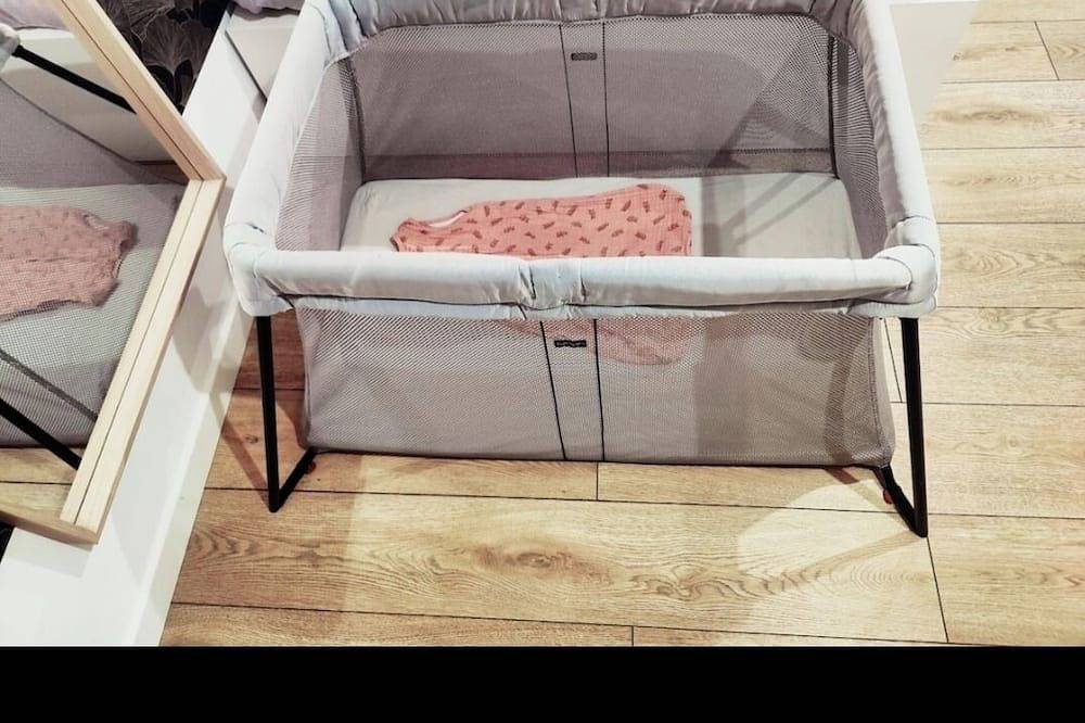 Room with private bathroom in Les Arcs (Var), Draguignan region