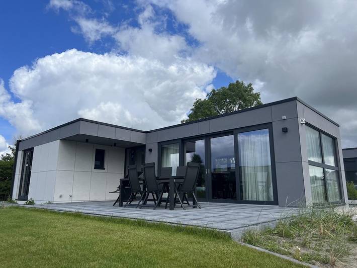 Chalet für 6 Personen, mit Terrasse und Balkon/Terrasse sowie Sauna - 1