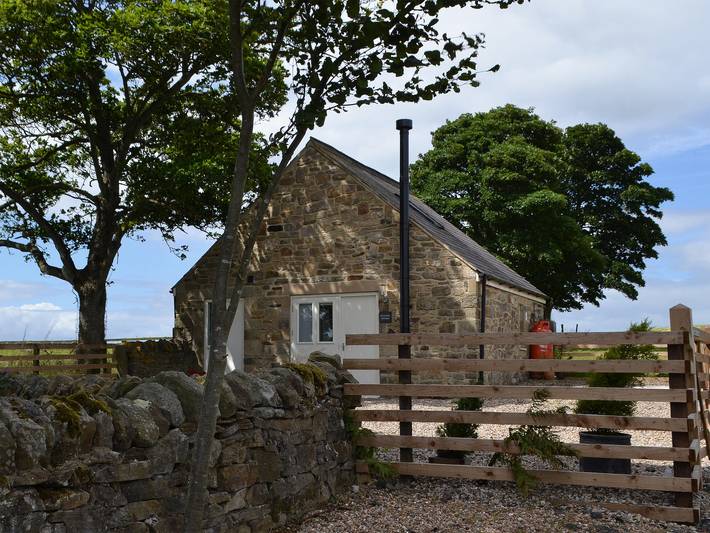Log cabin for 4 people, with Garden in County Durham