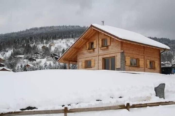 Chalet pour 7 personnes, avec jacuzzi et sauna ainsi que terrasse et jardin - 1