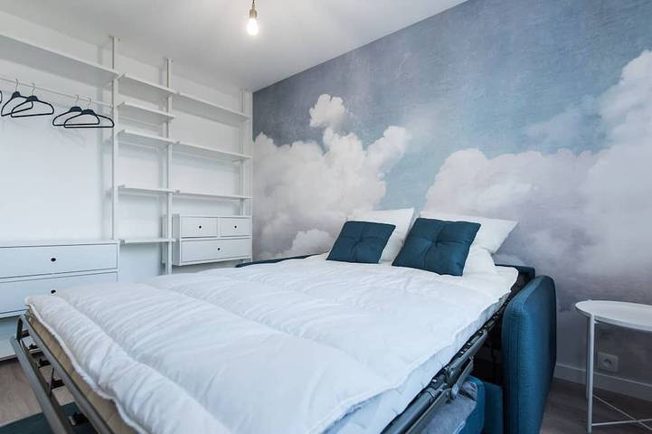 Apartamento entero, \"Blue Dream\" – Estudio acogedor y elegante - Doua / Insa / Cesi - Garaje, Wifi in Villeurbanne, Lyon region