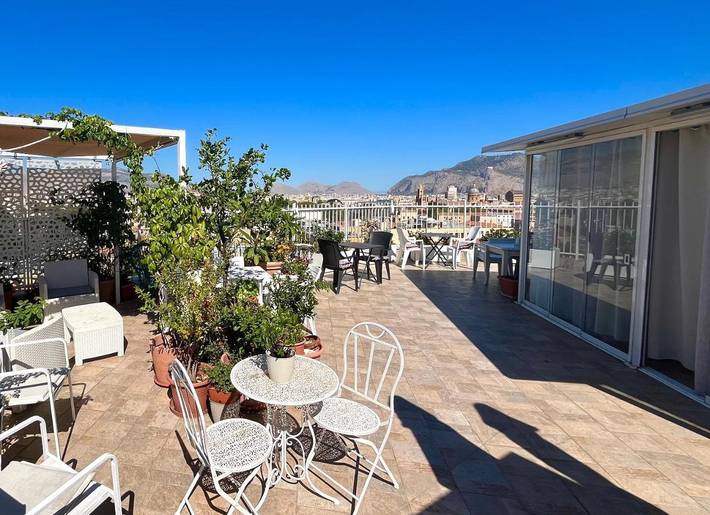 B&B für 2 Personen, mit Ausblick und Terrasse, mit Haustier in Palermo