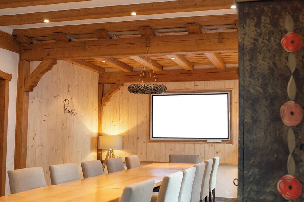 Seminar- & Gruppenhaus mit Sauna / Eifel / Nürburgring in Antweiler, Ahrtal