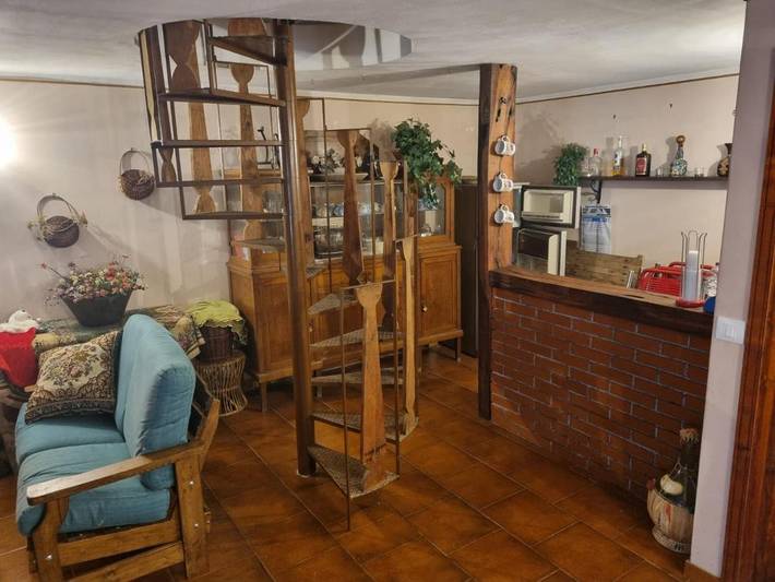 Gîte pour 14 personnes, avec jardin ainsi que vue et terrasse, animaux acceptés à Nicolosi - 4