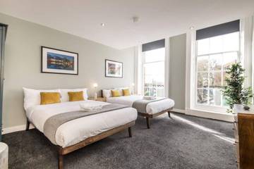 Apartment for 8 People in Liverpool, Merseyside, Photo 2