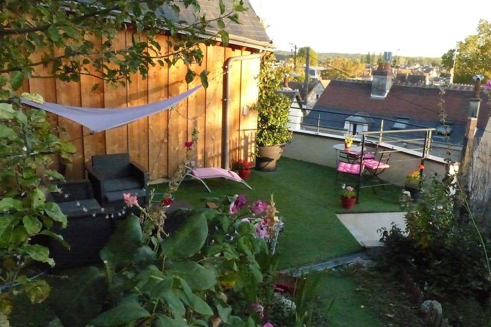 Loft 3 * partly troglo, downtown, parking, garden, superb view, 4/5 pers in Amboise, Tours region