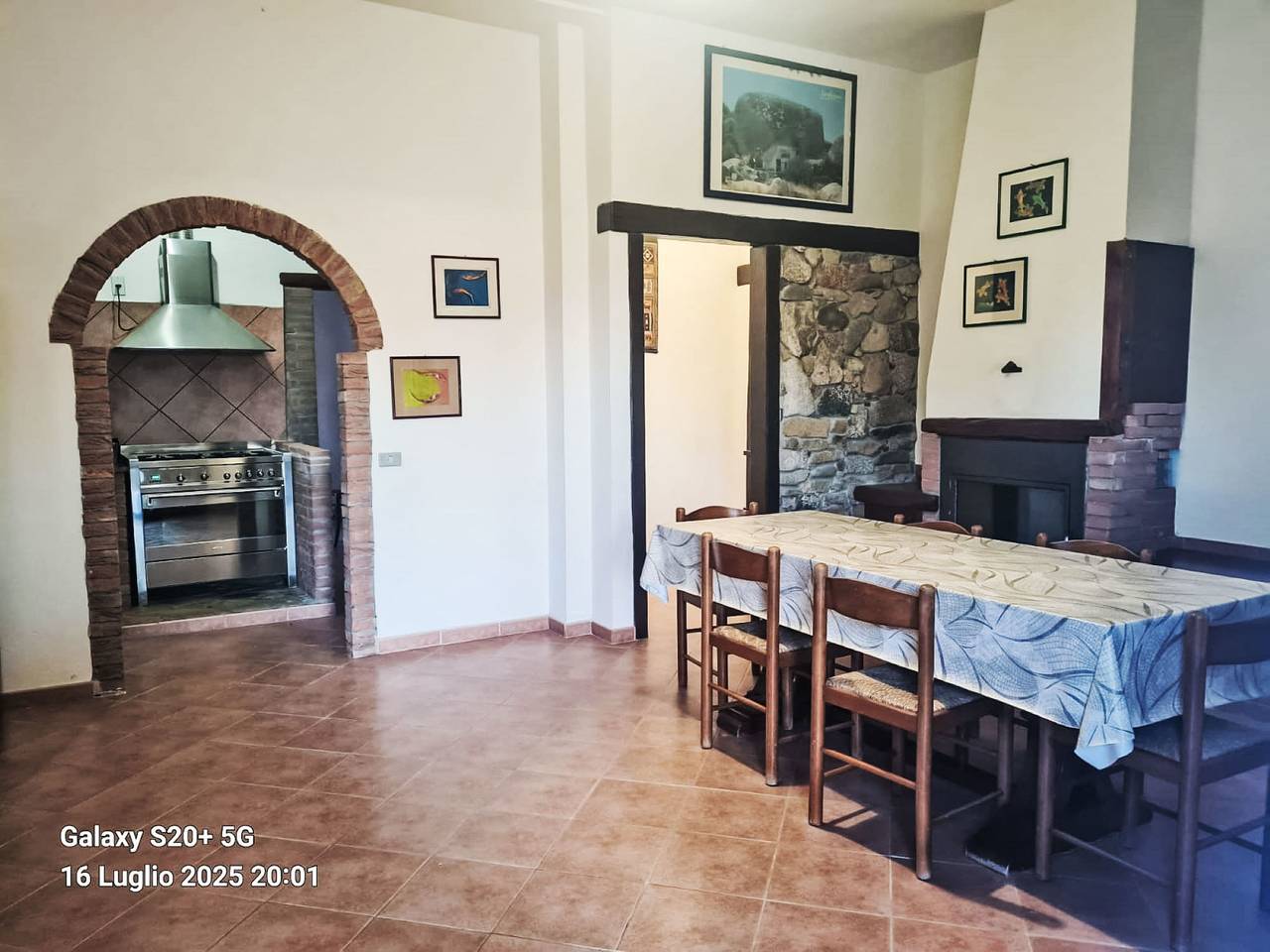 Silos in Cala Sinzias, Cagliari Provinz