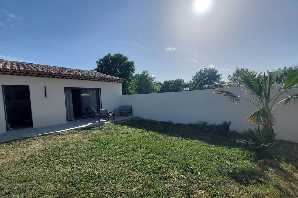New house & close to the beach in Le Muy, Draguignan Region