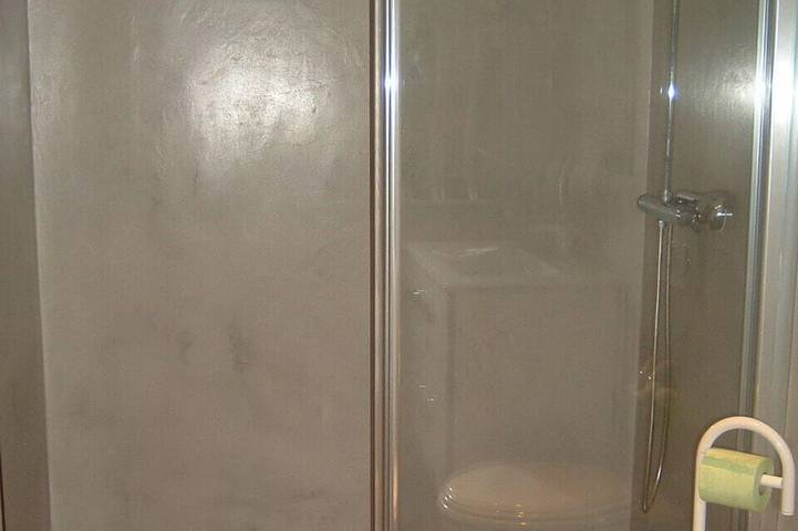 Gîte pour 2 personnes, avec terrasse ainsi que piscine et jardin à Trans-en-Provence - 3